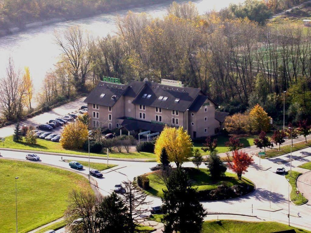 Hotel La Clé Des Champs Montmélian Esterno foto