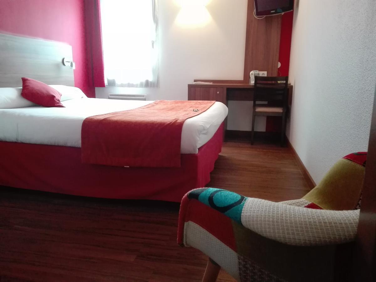 Hotel La Clé Des Champs Montmélian Esterno foto